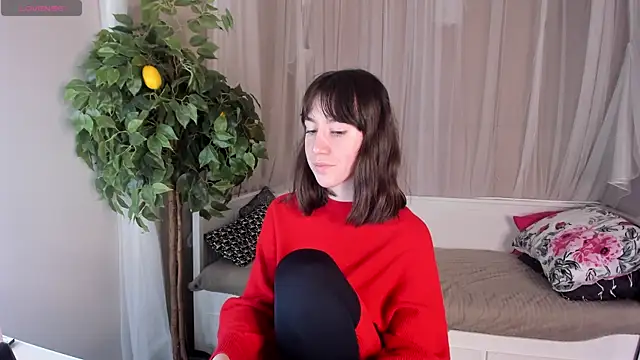 Belle Via online show from March 2025 03:56:01 PM