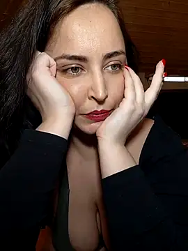 Snapshot of Selena_Selly7 chatting on February 2026 09:20:01 PM Selena Selly7 online show from February 2026 09:20:01 PM