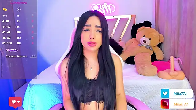 Miia77  online show from September 2025 04:14:02 AM