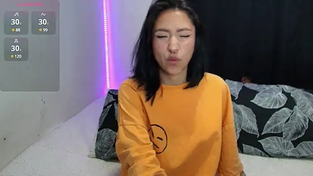 Anne Nicholson online show from February 2025 02:39:02 AM