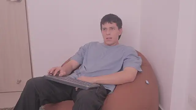 Tony Hoffa online show from March 2025 07:03:02 PM