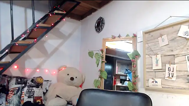 luna sky83 online show from March 2025 02:02:02 PM