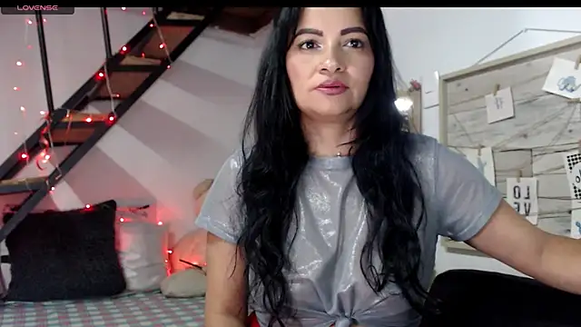 luna sky83 online show from September 2025 07:21:02 AM