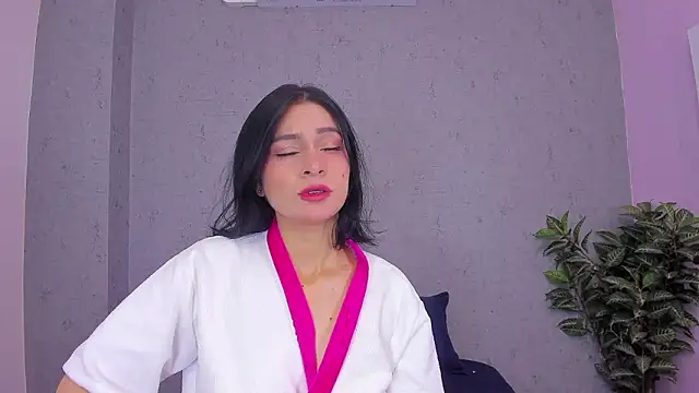 Tiffany mendez online show from March 2026 12:12:01 PM