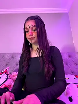 LucyEvans  online show from October 2025 05:41:02 AM