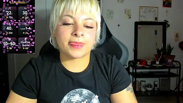Snapshot of sammymoon chatting on July 2026 03:45:02 PM sammymoon online show from July 2026 03:45:02 PM