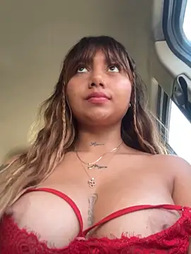 amanda-medrano1 online show from March 2025 06:07:01 PM