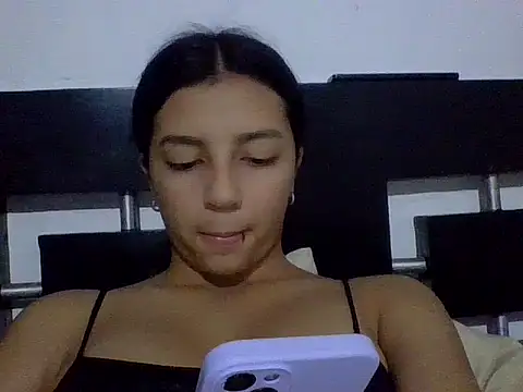 Tatiana Oscar online show from June 2026 07:08:02 PM