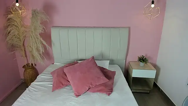 escarleth   online show from February 2026 05:23:02 PM