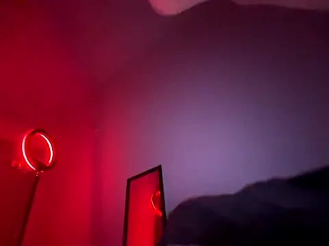 PointingPetrol online show from November 2025 07:49:01 AM