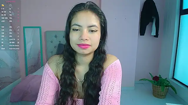 soyzarahtorres online show from December 2024 05:36:02 PM