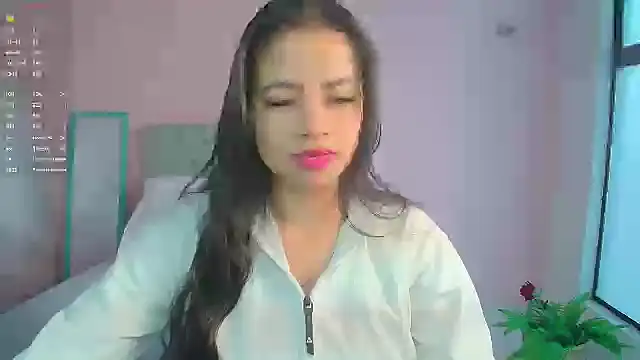 soyzarahtorres online show from January 2025 06:27:01 PM