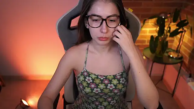 anyacutex online show from January 2025 10:39:01 PM