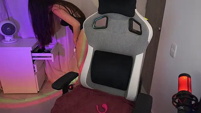 anyacutex online show from October 2025 04:57:02 AM