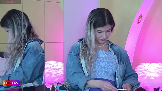 Sarah-Hart online show from February 2025 12:06:02 PM