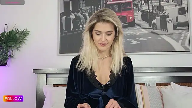 Sarah-Hart online show from October 2025 11:40:01 AM