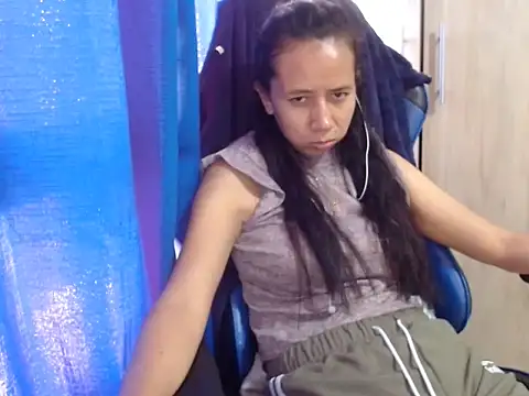 Erotic latina online show from October 2025 01:08:02 PM