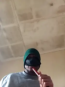 izinjamfee2 online show from September 2025 09:25:02 AM