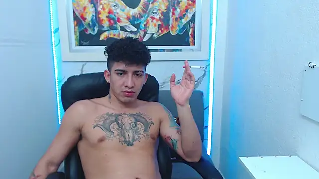 targuerian22 online show from October 2025 04:00:01 AM