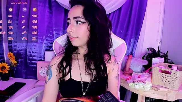 hanna  azumi online show from January 2025 06:54:01 AM