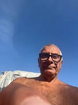 4n4l1zz4m1 online show from October 2025 01:57:02 PM