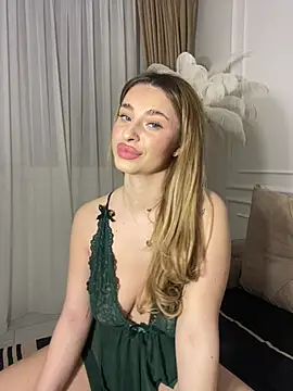 GraceCarther online show from January 2025 07:03:01 PM