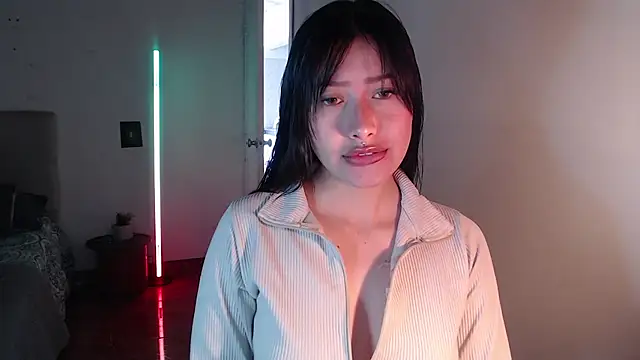 Emilyswan04 online show from January 2025 02:39:01 PM