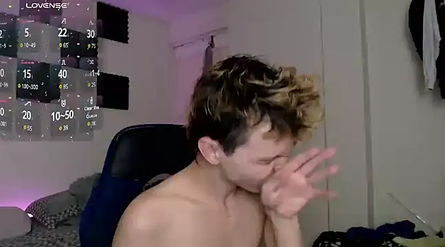 bryamado69 online show from February 2025 03:34:02 AM