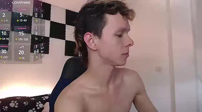 bryamado69 online show from February 2025 05:18:02 PM