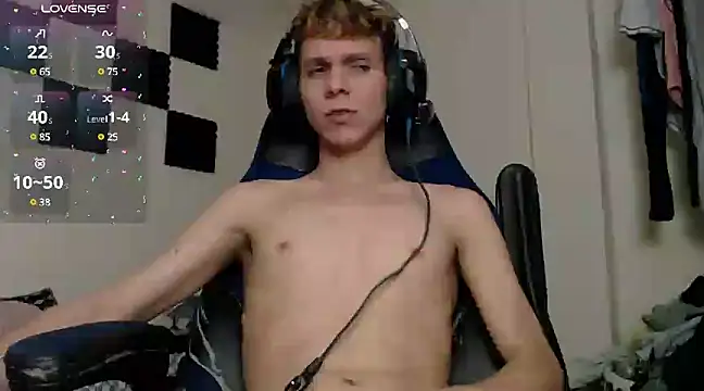 bryamado69 online show from March 2025 06:49:01 AM