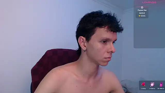 bryamado69 online show from April 2026 04:48:01 PM