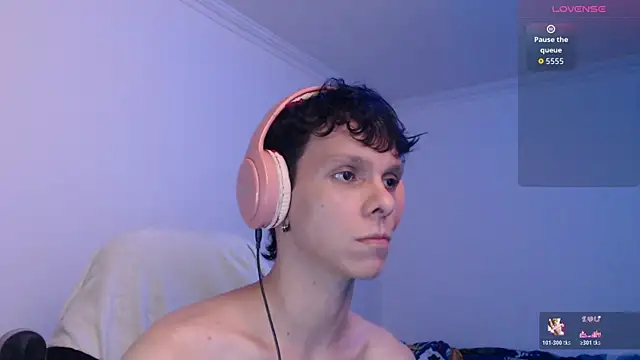 bryamado69 online show from April 2026 11:39:02 PM