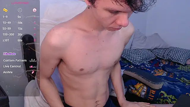 Snapshot of bryamado69 chatting on June 2026 03:17:01 PM bryamado69 online show from June 2026 03:17:01 PM