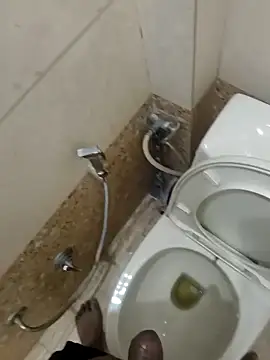 Gururonny07 online show from September 2025 06:21:01 PM