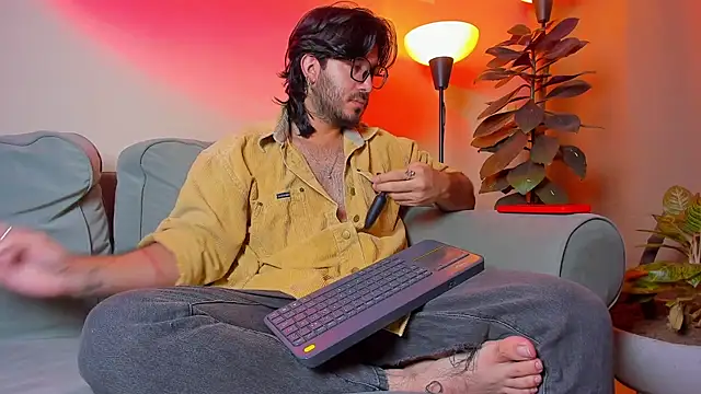 Ackerman Eren  online show from September 2025 09:53:02 AM