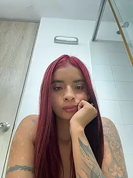 Laura fernandezII online show from January 2026 04:42:02 PM