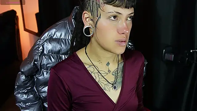  sharlotte777 online show from April 2026 02:14:02 PM