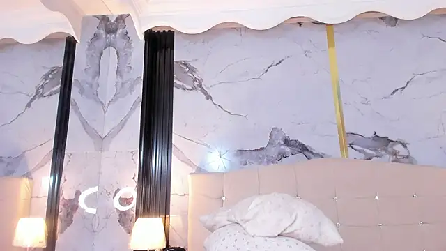 Princess Violett online show from February 2025 04:33:01 PM