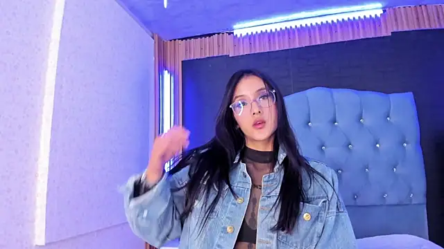 Princess Violett online show from February 2025 08:53:02 PM