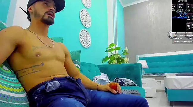 Snapshot of MAXIMUS_MASTE3 chatting on December 2024 09:06:02 AM MAXIMUS MASTE3 online show from December 2024 09:06:02 AM