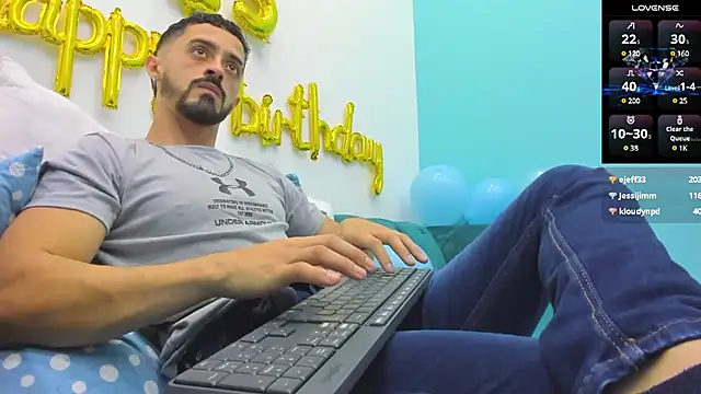 Snapshot of MAXIMUS_MASTE3 chatting on January 2025 07:43:02 AM MAXIMUS MASTE3 online show from January 2025 07:43:02 AM