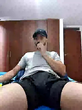 Snapshot of MAXIMUS_MASTE3 chatting on February 2025 08:24:01 PM MAXIMUS MASTE3 online show from February 2025 08:24:01 PM