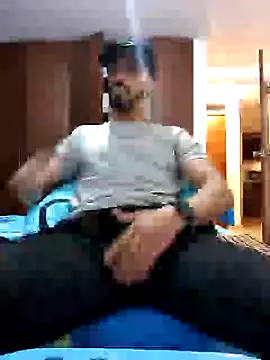 Snapshot of MAXIMUS_MASTE3 chatting on February 2025 11:25:02 PM MAXIMUS MASTE3 online show from February 2025 11:25:02 PM