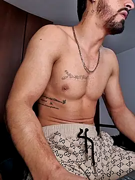 Snapshot of MAXIMUS_MASTE3 chatting on March 2025 04:21:01 AM MAXIMUS MASTE3 online show from March 2025 04:21:01 AM