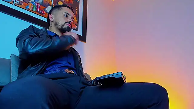 Snapshot of MAXIMUS_MASTE3 chatting on September 2025 09:36:02 PM MAXIMUS MASTE3 online show from September 2025 09:36:02 PM