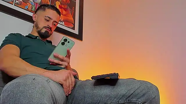 Snapshot of MAXIMUS_MASTE3 chatting on September 2025 07:58:02 PM MAXIMUS MASTE3 online show from September 2025 07:58:02 PM