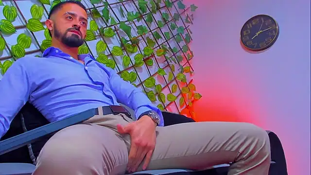 Snapshot of MAXIMUS_MASTE3 chatting on February 2026 07:06:01 PM MAXIMUS MASTE3 online show from February 2026 07:06:01 PM