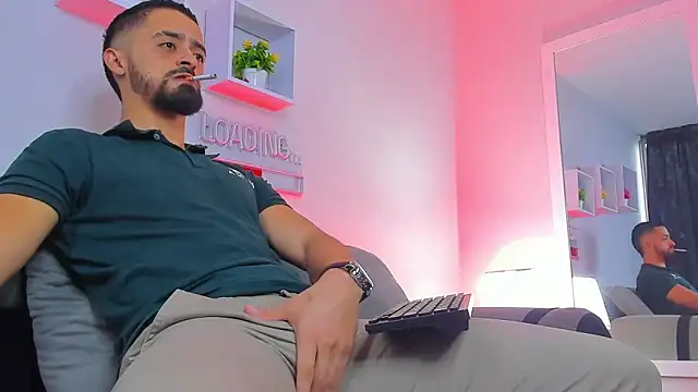 Snapshot of MAXIMUS_MASTE3 chatting on February 2026 08:54:01 PM MAXIMUS MASTE3 online show from February 2026 08:54:01 PM