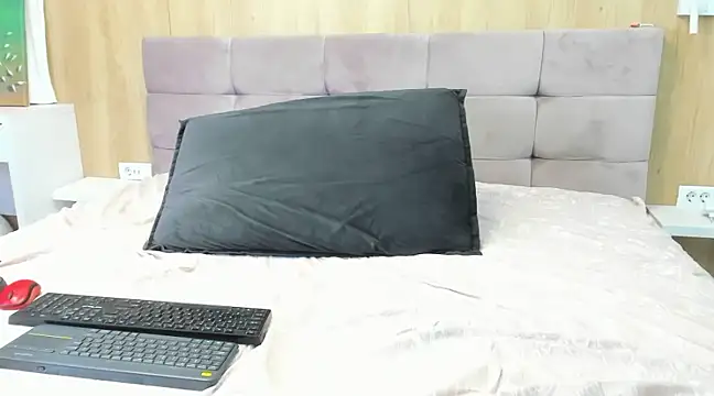 rico ricky online show from February 2025 09:00:02 AM