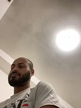 islandvybee55 online show from January 2025 06:19:02 AM